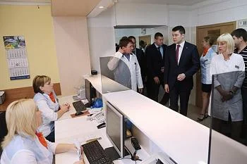 Антон Алиханов: Сегодня здравоохранение для нас является абсолютным приоритетом Антон Алиханов: Сегодня здравоохранение для нас является абсолютным приоритетом