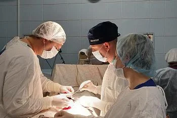 В областной больнице спасли пациента с огромным новообразованием В областной больнице спасли пациента с огромным новообразованием