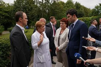 Антон Алиханов посетил с рабочим визитом Нестеровский городской округ Антон Алиханов посетил с рабочим визитом Нестеровский городской округ