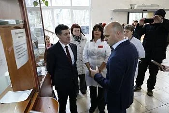 Алексей Беспрозванных с рабочим визитом посетил Ладушкинскую и Мамоновскую горбольницы Алексей Беспрозванных с рабочим визитом посетил Ладушкинскую и Мамоновскую горбольницы