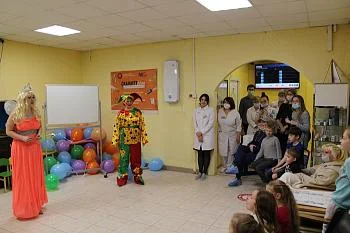  В Городской детской стоматологической поликлинике провели праздник для детей и родителей