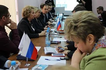 Александр Кравченко: Некоторые врачи выписывают льготные препараты, которых не было в заявках Александр Кравченко: Некоторые врачи выписывают льготные препараты, которых не было в заявках